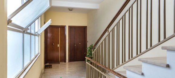 4 bedrooms Apartment in Colonna, Italy No. 324144 6