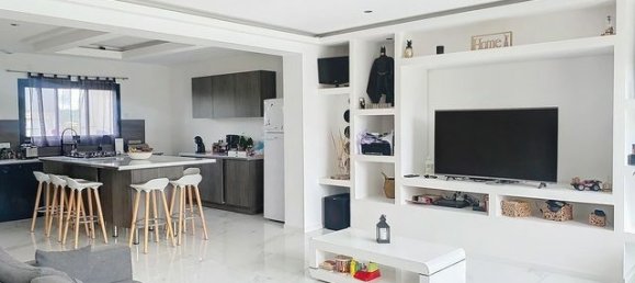 Casa de 5 dormitorios en Berthenay, France No. 53481 4