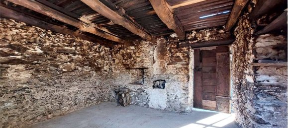 2 bedrooms House in Ormea, Italy No. 131063 10