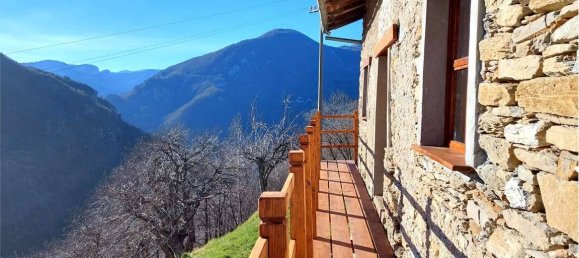 2 bedrooms House in Ormea, Italy No. 131063 16