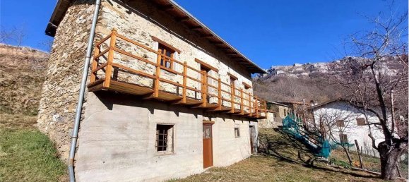 2 bedrooms House in Ormea, Italy No. 131063 4