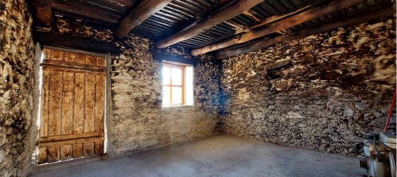 2 bedrooms House in Ormea, Italy No. 131063 8