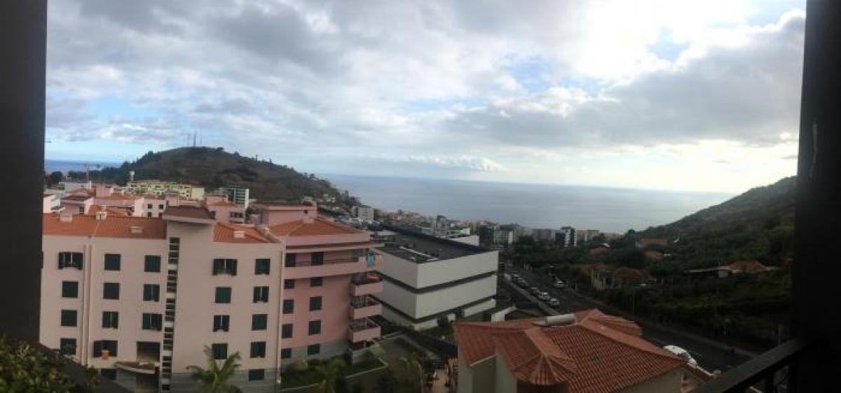2 bedrooms Apartment in Funchal, Portugal No. 237
