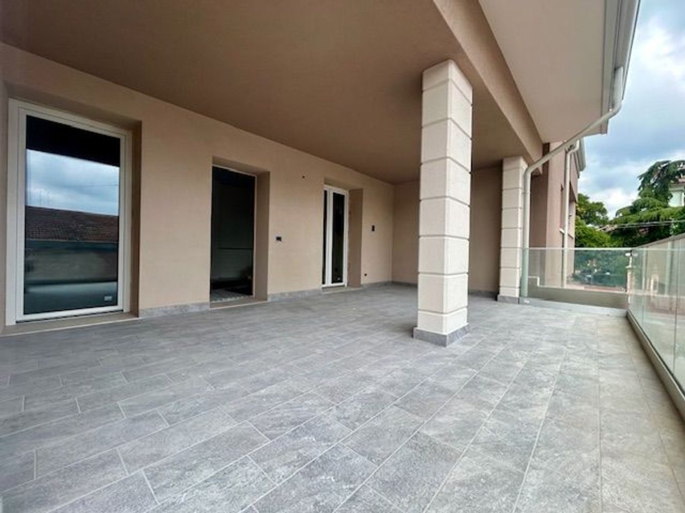 3 rooms Duplex in Sona, Italy No. 26962