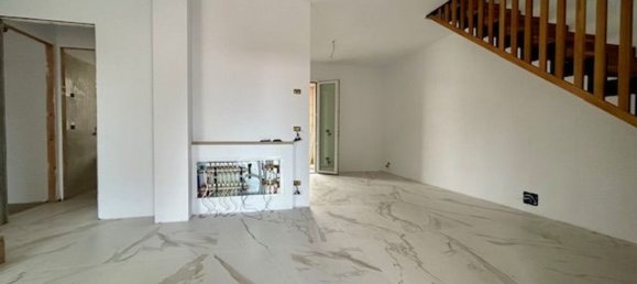 3 rooms Duplex in Sona, Italy No. 26962 7