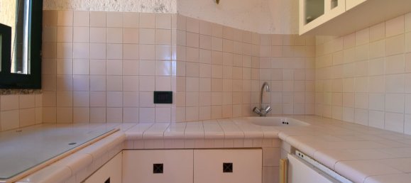 Casa de 5 habitaciónes en Trinità d'Agultu e Vignola, Italy No. 78171 21