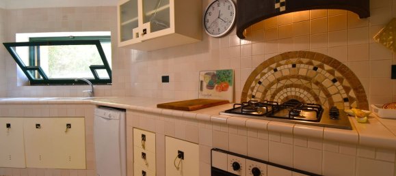 Casa de 5 habitaciónes en Trinità d'Agultu e Vignola, Italy No. 78171 7