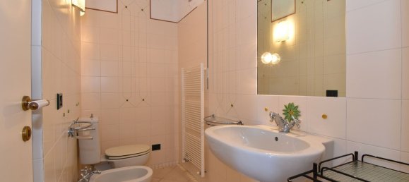 Casa de 5 habitaciónes en Trinità d'Agultu e Vignola, Italy No. 78171 5