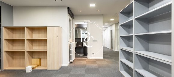 Apartamento de 4 dormitorios en Barcelona, Spain No. 139348 29