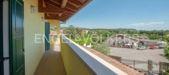 Вилла с 3 спальнями в Триест, Италия № 103486 4