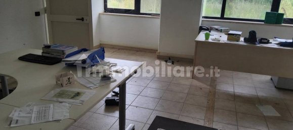 5 rooms Warehouse in Latina, Italy No. 203008 11