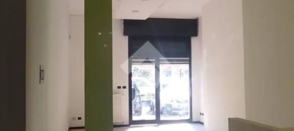 Коммерческая недвижимость 55м² в Каронно Пертузелла, Италия № 173631 3