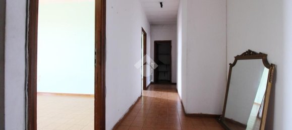 5 bedrooms Apartment in Prato, Italy No. 380712 11