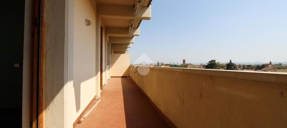 5 bedrooms Apartment in Prato, Italy No. 380712 26