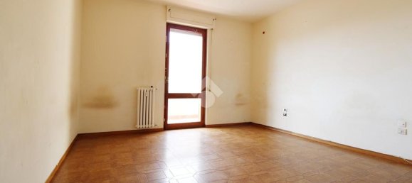 5 bedrooms Apartment in Prato, Italy No. 380712 19