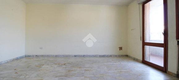 5 bedrooms Apartment in Prato, Italy No. 380712 3