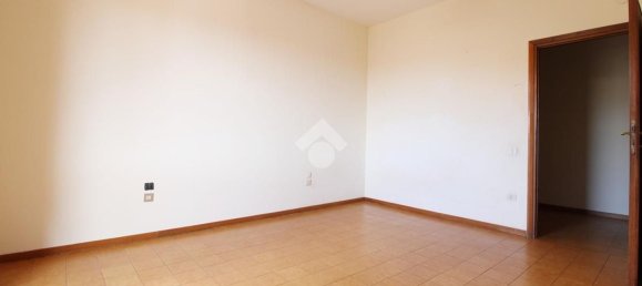 5 bedrooms Apartment in Prato, Italy No. 380712 16