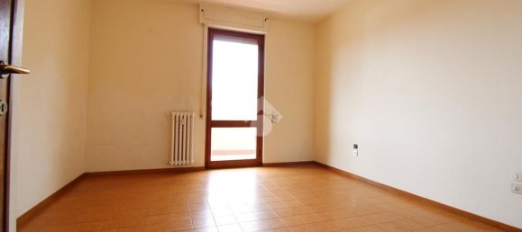 5 bedrooms Apartment in Prato, Italy No. 380712 15