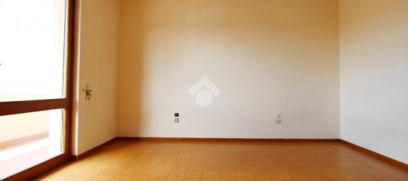 5 bedrooms Apartment in Prato, Italy No. 380712 14