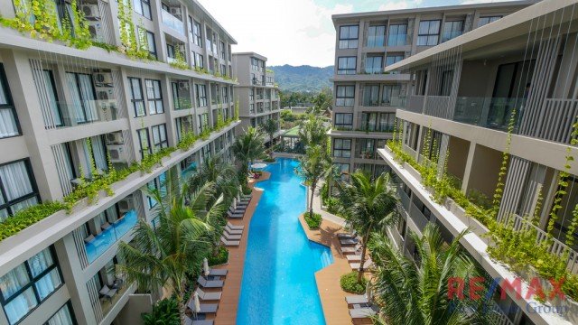 2 bedrooms Condo in Bang Tao, Thailand No. 12358