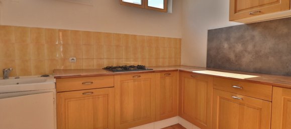 Apartamento de 3 dormitorios en Troyes, France No. 77229 8