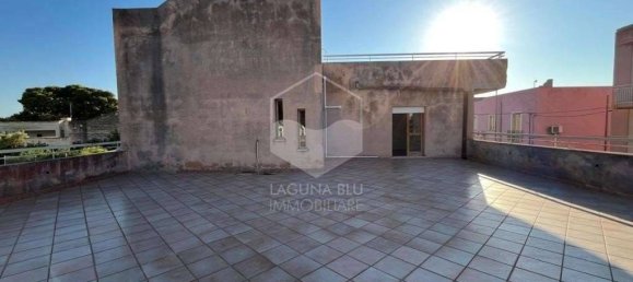 Здание с 5 комнатами в Петрозино, Италия № 352133 24