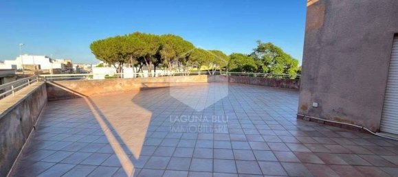 Здание с 5 комнатами в Петрозино, Италия № 352133 26