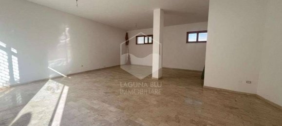 Здание с 5 комнатами в Петрозино, Италия № 352133 33