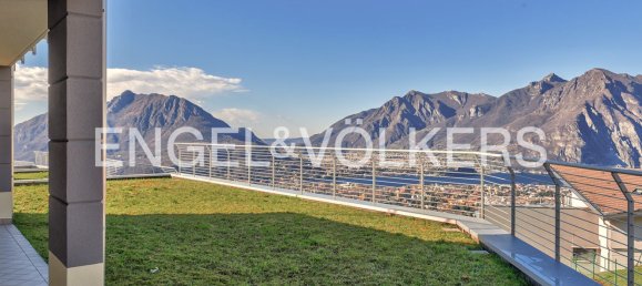 5 rooms Villa in Lecco, Italy No. 128023 2