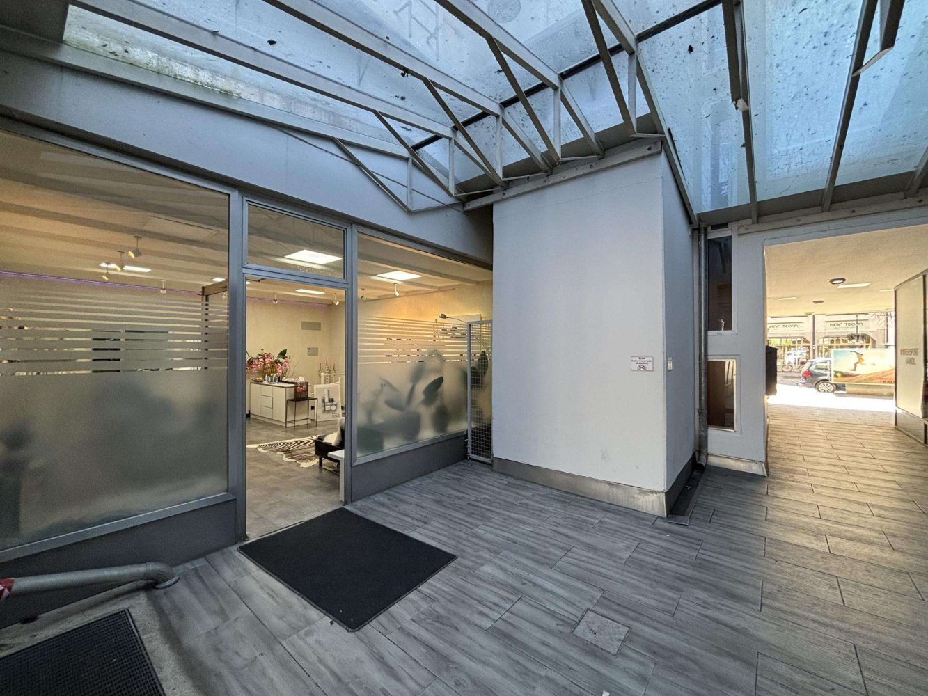 Büro in München, Germany 50m², Nr. 333388