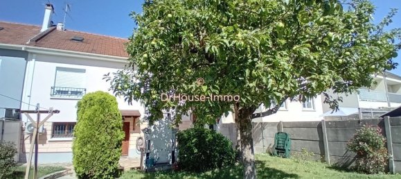 3 bedrooms House in Noisy-le-Grand, France No. 137988 3