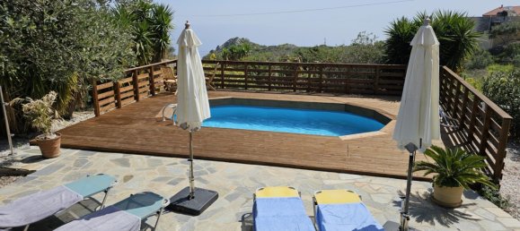 Коммерческая недвижимость с 2 спальнями в Ханья, Греция № 8495 11