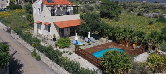 Коммерческая недвижимость с 2 спальнями в Ханья, Греция № 8495 9