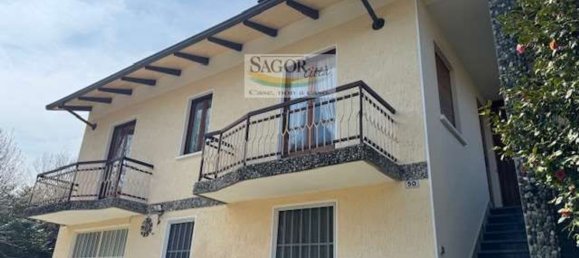 Вилла с 8 комнатами в Брикеразио, Италия № 124862 4