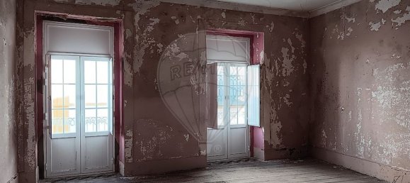 4 bedrooms House in Portalegre, Portugal No. 18539 7