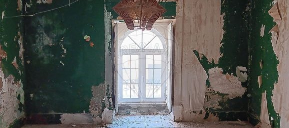 4 bedrooms House in Portalegre, Portugal No. 18539 8