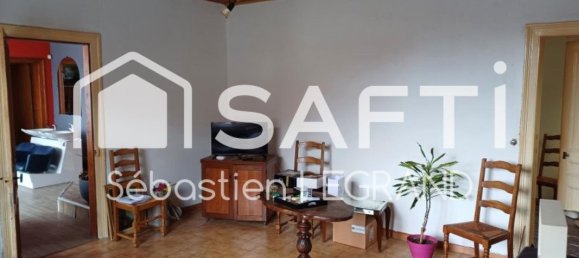 4 bedrooms House in Athies, France No. 160702 8