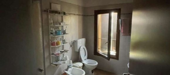 12-Zimmer Haus in San Possidonio, Italy, Nr. 98115 13