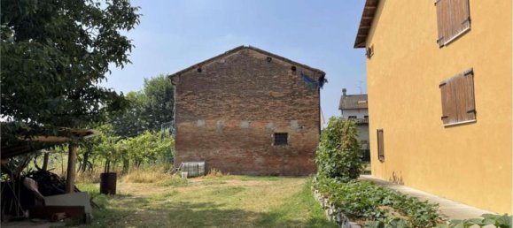 12-Zimmer Haus in San Possidonio, Italy, Nr. 98115 5
