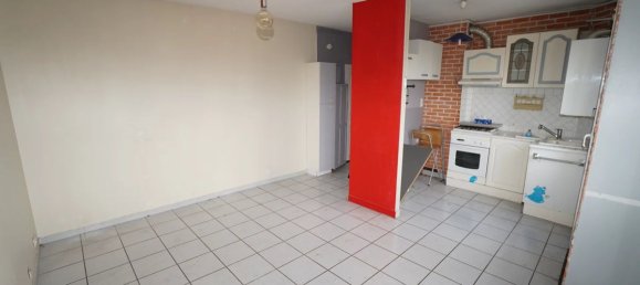 1 bedroom Apartment in Aulnay-sous-Bois, France No. 182198 4
