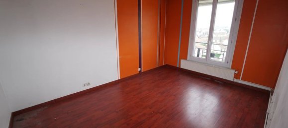 1 bedroom Apartment in Aulnay-sous-Bois, France No. 182198 6