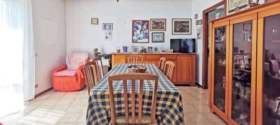 Villa de 3 dormitorios en Oleggio Castello, Italy No. 340270 12