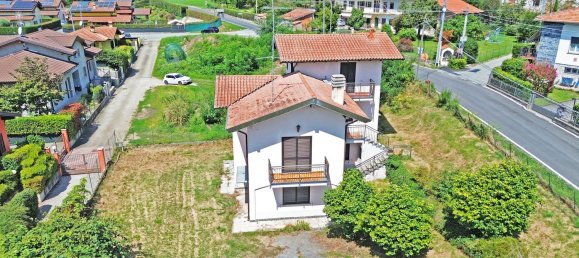 Villa de 3 dormitorios en Oleggio Castello, Italy No. 340270 7