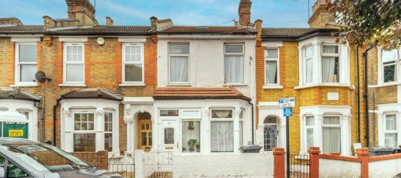 3 bedrooms House in Walthamstow, United Kingdom No. 11977 2