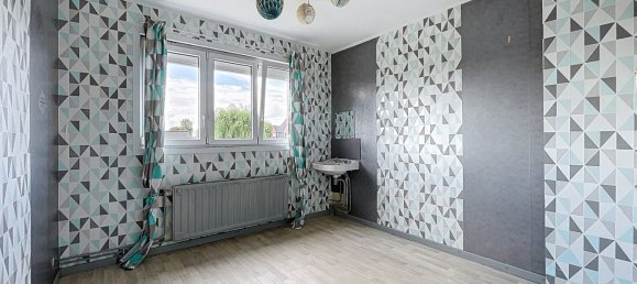 Casa de 3 dormitorios en Loon-Plage, France No. 352599 4