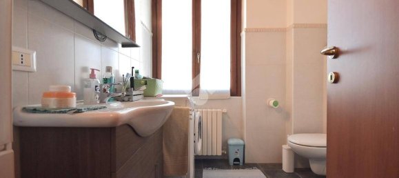 1 bedroom Apartment in Alzate Brianza, Italy No. 379436 3