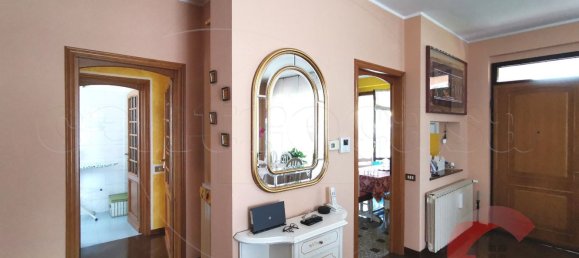 Villa de 4 divisões em Magenta, Italy N.º 261218 42