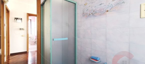 Villa de 4 divisões em Magenta, Italy N.º 261218 16