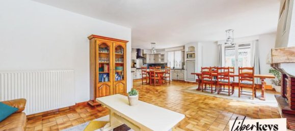 5 غرف نوم قلاع في Saint-Marcel-Bel-Accueil, France رقم 325642 5