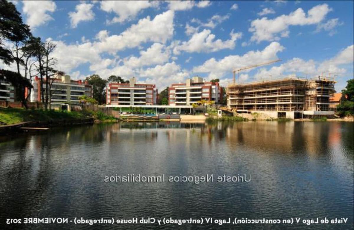 Квартира с 3 спальнями в Монтевидео, Уругвай № 2871